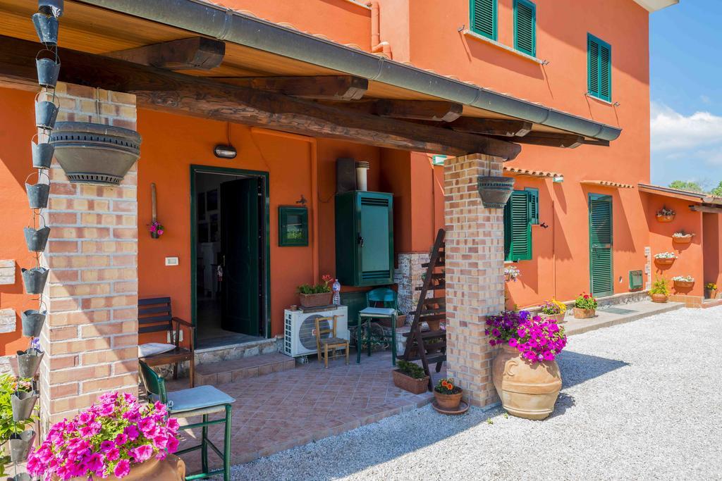 La Locanda Country House Borgo Montenero エクステリア 写真